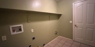 Beautiful 4 bedroom home in the neighborhood of Canyon De Flores! Gallery 21
