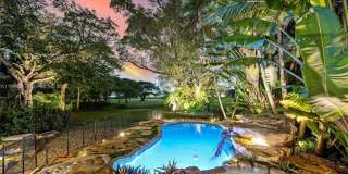 667 NE 105th St Gallery 33