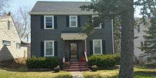 2414 East 8th Street Gallery 1