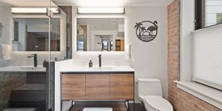 Fully Furnished Designer Loft with Parking & Monument Views! Gallery 25