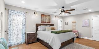 4402 E TURNEY Avenue Gallery 18