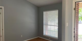 Great well-kept home in South Creek! Great well-kept home in South Creek! Gallery 5