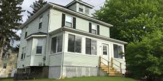 Renovated single-family home for rent in a highly convenient Braintree location! Gallery 1