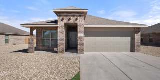 Four Beds, All Appliances, All Smiles! Gallery 1