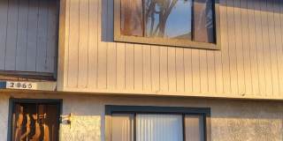 Condo Near Oxnard College Gallery 1