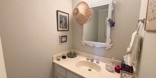 Luxury Living at its Finest! Gallery 27