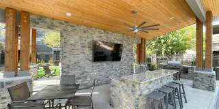 Jamestown Place Gallery 17