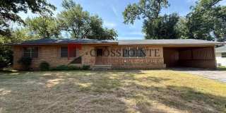 Beautiful 3 Bed 2 Bath in the Heart of Tyler! Gallery 1