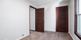 Spacious 3 Bed, 2 Bath in Newark - Move-In Ready Gallery 24
