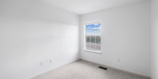 The Meridian Apartments Gallery 13