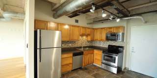 230 West Alabama Apartments Gallery 13