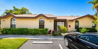 Annual Turnkey Furnished 1-bed 1-bath condo in the Meadows Gallery 1