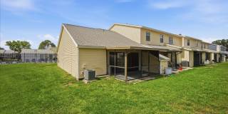Quaint 2BR/2BA Citrus Park End Unit Condo in Hampton Park Gallery 6