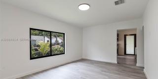 25 NW 78th St Gallery 26