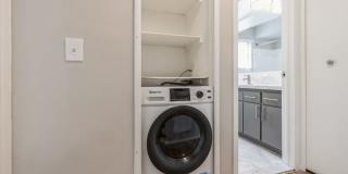 The Ivanhoe Apartments Gallery 13