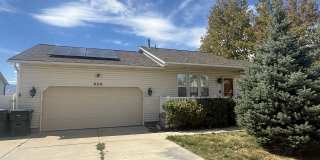 Spacious 5-Bedroom Home Gallery 1