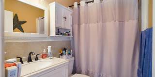 1000 SW 11th Ave Gallery 13