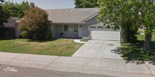 Clean Neat 1300 sqft. 1/2 Plex in the Brighton Community of Sacramento. Gallery 1
