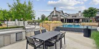 Avalon Benbrook Gallery 33