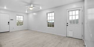 Modern Duplex in Fayetteville, AR Gallery 22