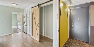 Exceptionally Renovated Corner Apartment at Watergate! Gallery 1