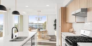 Eddy Redondo Residences Gallery 40