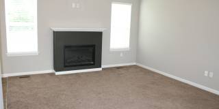 4 bed/3 bath Split-foyer. Great Location! Gallery 13