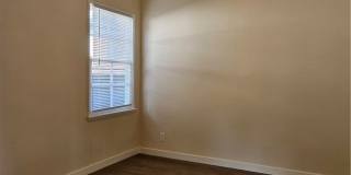 6907 White Oak Gallery 24