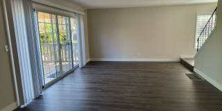 Newley Updated 4 bedroom, 2.5 bathroom Townhome in Citrus Heights!!! Newley Updated 4 bedroom, 2.5 bathroom Townhome in Citrus Heights!!! Gallery 6