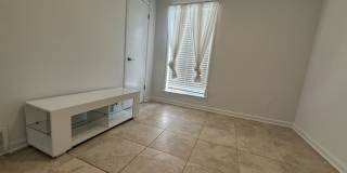 1748 Newington Cove Gallery 6