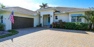 ***STUNNING POOL HOME***4BEDS / 4BATHS***GOLDEN SHORES***FURNISHED SEASONAL RENTAL*** Gallery 52
