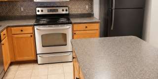 2-Bedroom Condo with Pool Access Near Wake Forest Gallery 1