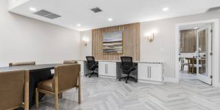 Alvista Hollywood Gallery 39