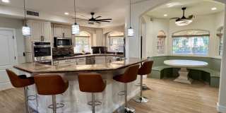 219 W HARMONT Drive Gallery 11