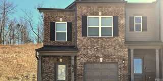 Like-New End-Unit Townhome - Washer & Dryer Included Gallery 1