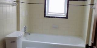 328 Green Bay Road Gallery 6