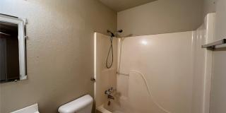1811 Park Place Gallery 11