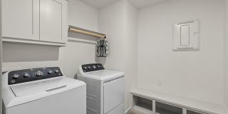 Fully Furnished 3 Bed 2 Bath Home Gallery 13