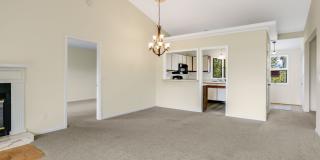 2-Bedroom, 2-Bathroom Condo with Stunning Downtown Views Gallery 6