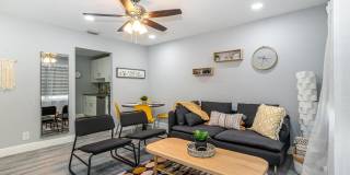 1051 SW 32nd Court Gallery 1