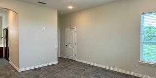 Massive 4 Bed 3 Bath on 2.64 acres in Ace Acres Gallery 30