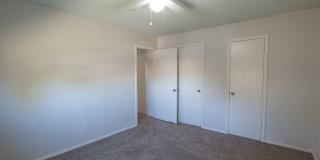 MORE SPACE. MORE CONVENIENCE. A GREAT CENTRAL MOORE LOCATION. Gallery 25