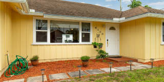 6130 Francis Street Gallery 5