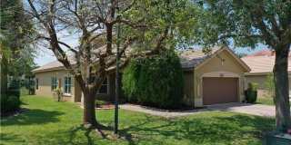 Amazing 4 Bedroom, 3 Bath home plus large 21'x11' loft located in Parkland Isles! Gallery 7