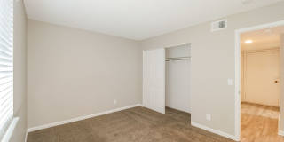 Hunter's Glen Apartments Gallery 21