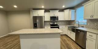 Modern Townhome in South Bismarck Now Available! Gallery 10