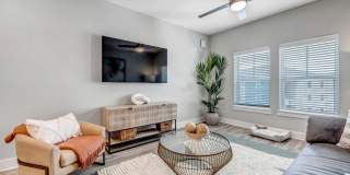 Trevesta Place Gallery 22