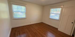 Spacious 4-Bedroom Home Plus Large Bonus Space – West Slope Vista Hills Gallery 18