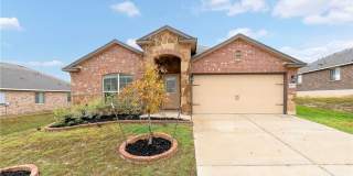 4 bedroom 2 bathroom house! HOUSING ACCEPTED! MOVE-IN SPECIAL!! Gallery 1