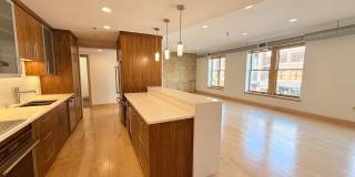 319 Broadway Gallery 20